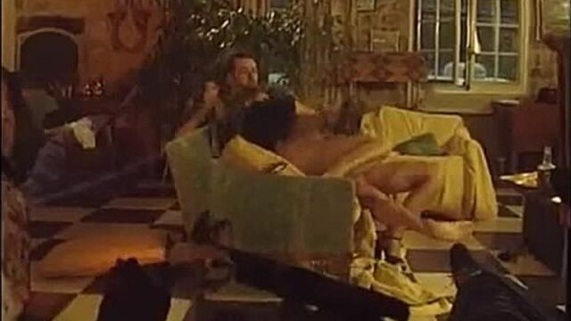 изнасиловали двух девушек на вечеринке - pornogivi.com