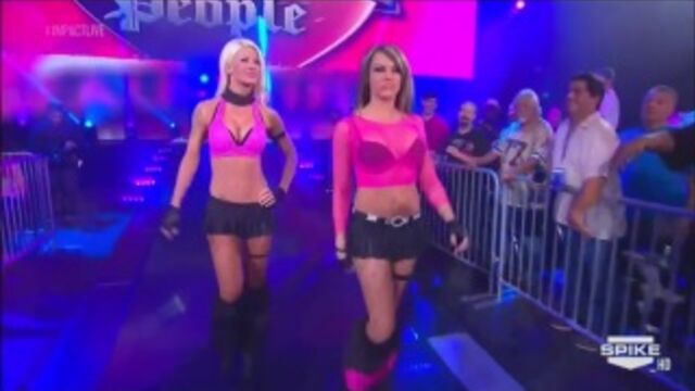 [#My1] TNA Impact Wrestling 10.04.2014 - Beautiful People Entrance - pornogivi.com